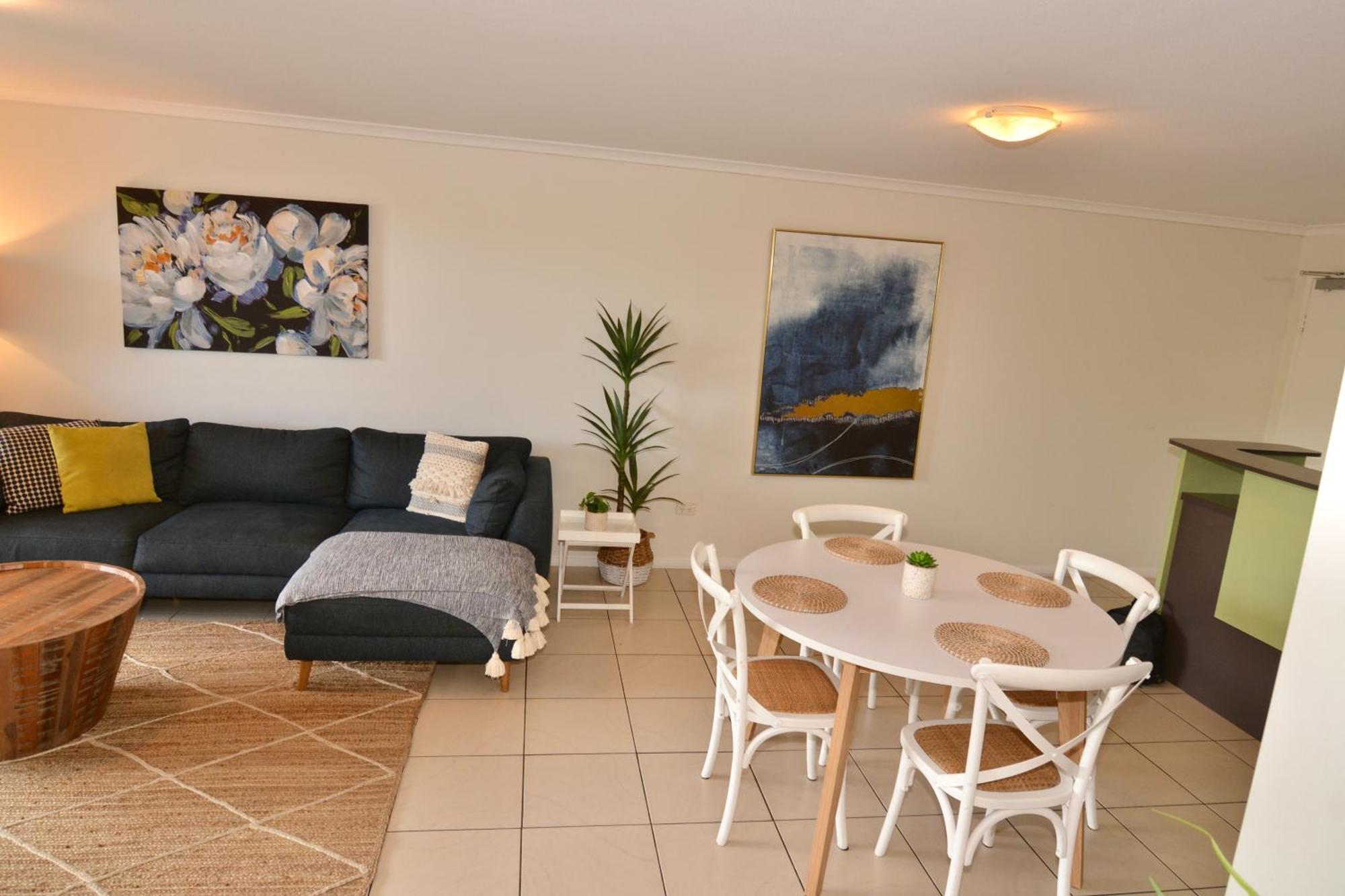 Stadium On The Riverfront Apartment Townsville